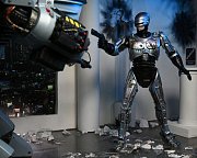 RoboCop Actionfigur Ultimate Battle Damaged RoboCop with Chair 18 cm